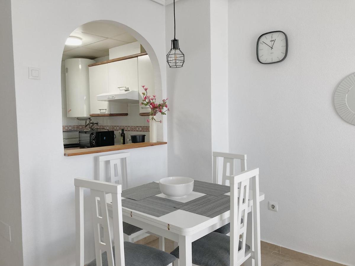 Marina Apartment Beach Estepona Exterior photo