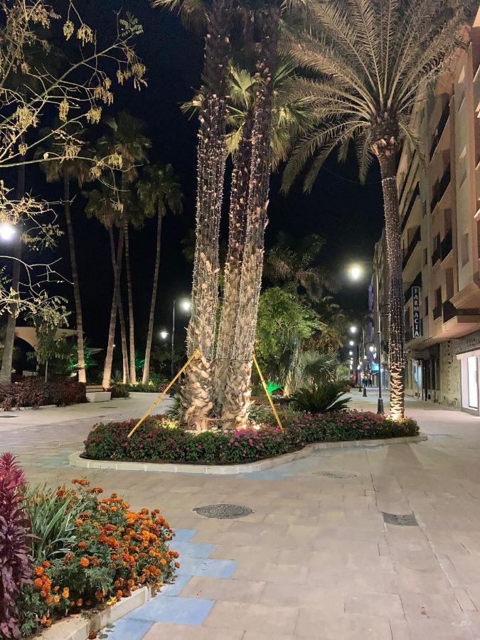 Marina Apartment Beach Estepona Exterior photo
