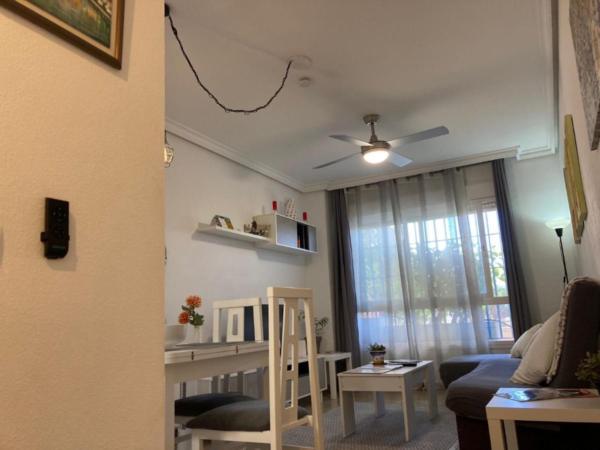 Marina Apartment Beach Estepona Exterior photo