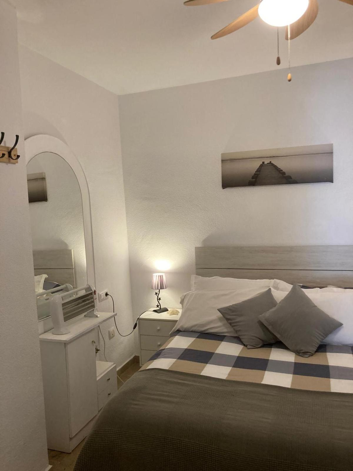 Marina Apartment Beach Estepona Exterior photo